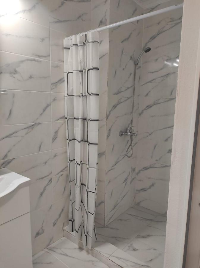 Apartament Diaconu Coresi Apartman Brassó Kültér fotó