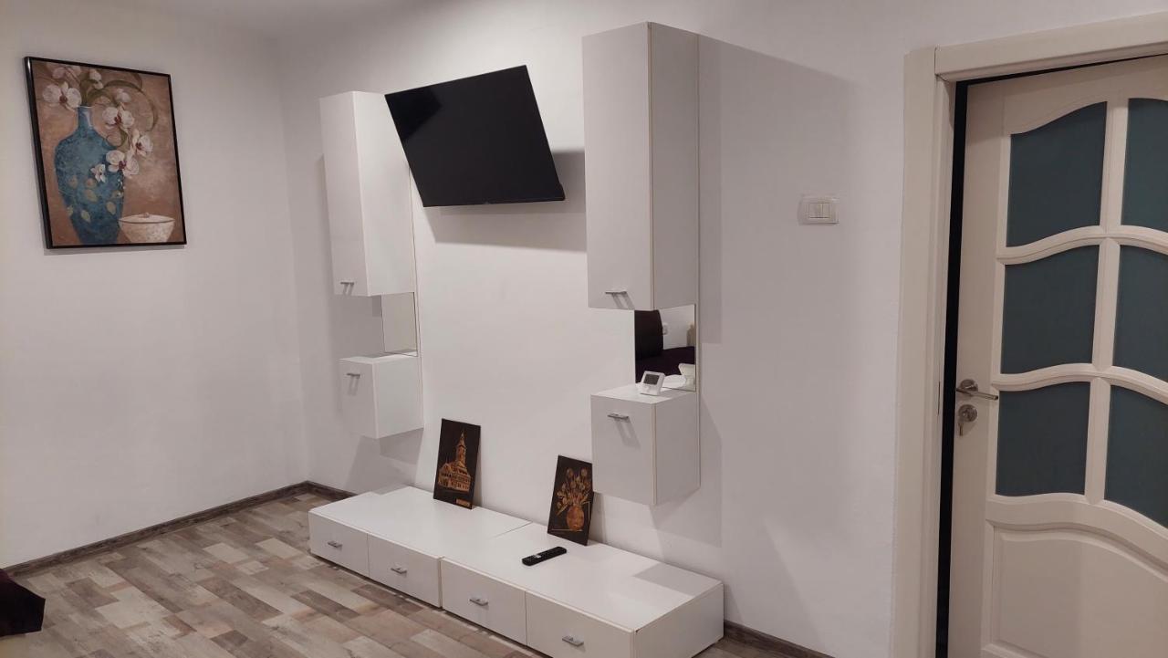 Apartament Diaconu Coresi Apartman Brassó Kültér fotó