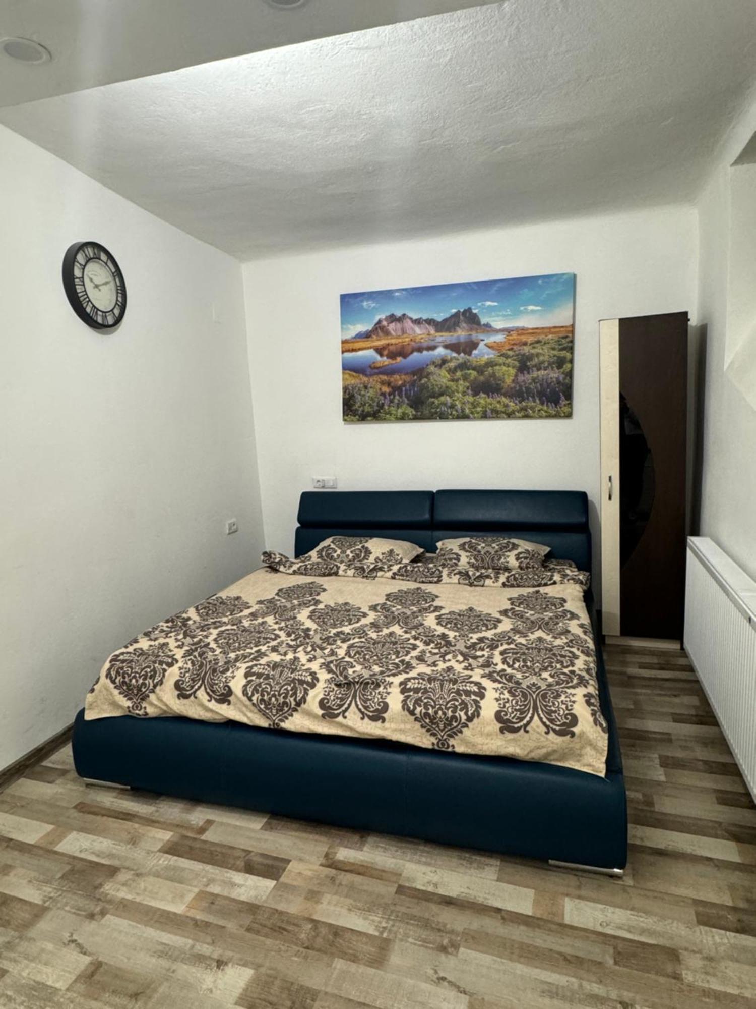 Apartament Diaconu Coresi Apartman Brassó Kültér fotó